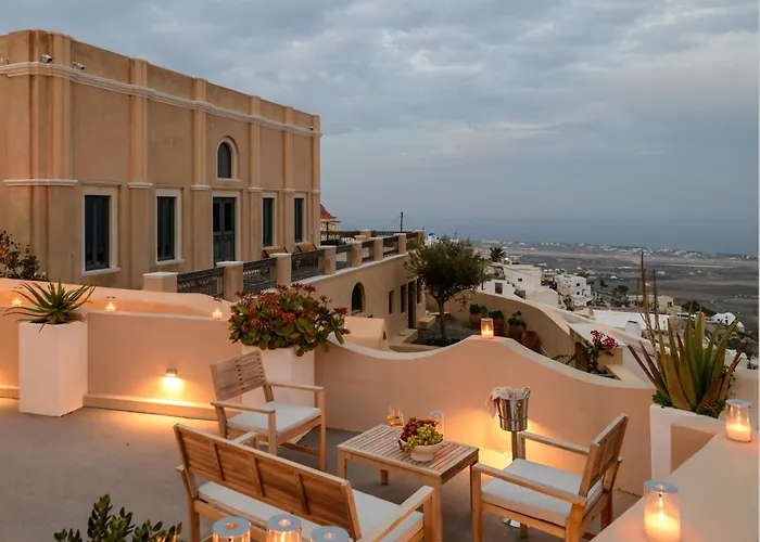 Themis Goddess Cave Apartment