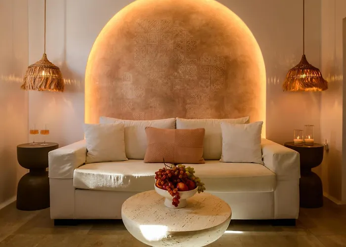 Themis Goddess Cave Appartement